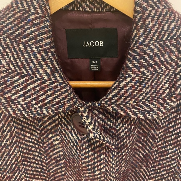 Jacob burgundy herring bone coat -made in Canada - Picture 2 of 6